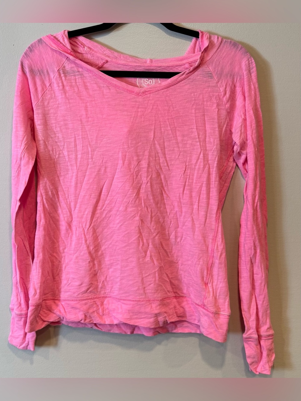 SO Lightweight Knit Long Sleeve V-Neck Bright Neon Pink Hoodie Top Medium Y2K